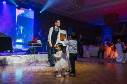 Фокусник на день рождения ребенка в г. Москва Дамир Валитов подарит детей настоящий восторг